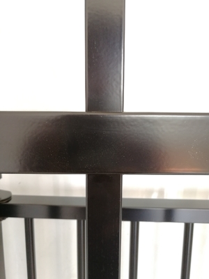 1.5m Ατσάλινο σωληνωτό φράχτη Ασφάλεια Υψηλό τόξο Πάνω Ράλινγκ επικαλυμμένα με σκόνη