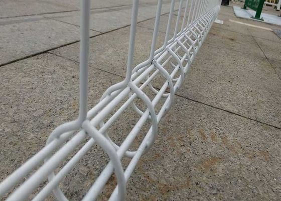 Συγκολλημένος φράχτης από συρμάτινο πλέγμα 5 χιλιοστών 6 ποδιών λευκό διπλό βρόχο