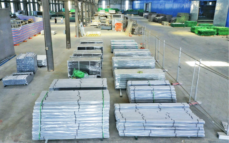 Hebei Bending Fence Technology Co., Ltd manufacturer production line
