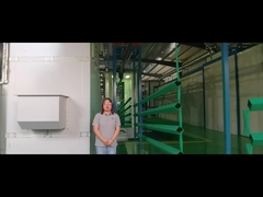 τετράγωνος στύλος που καλύπτεται με σκόνη