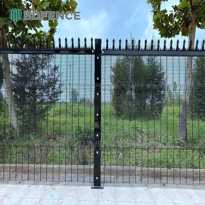 Υψηλή Ασφάλεια Ανθεκτική Καθαρή Εικόνα Αντί Ανέλιξης 358 Ζυγισμένο Σύρμα Διάφραξης Φράχτη Για Το Πρόγραμμα Αεροδρομίου