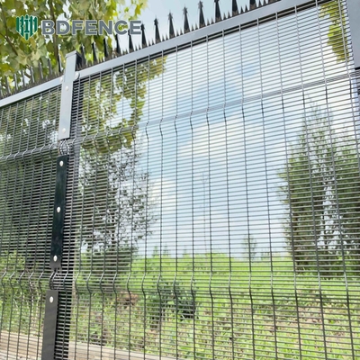 Προσαρμόσιμα Πίνακες φράχτη υψηλής ασφάλειας Αρχιτεκτονικές μικρές τρύπες φράχτη συρματόσχοινο Anti Climb 358 συγκολλημένο πλέγμα φράχτη ή ασφάλεια