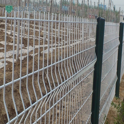 4 X 4 Εξωτερικός κήπος Μεταλλικός 3D φράχτης συγκολλημένο σύρμα πλέγμα 3D φράχτης με χαμηλό άνθρακα χάλυβα σύρμα