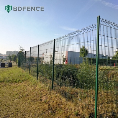 4 X 4 Εξωτερικός κήπος Μεταλλικός 3D φράχτης συγκολλημένο σύρμα πλέγμα 3D φράχτης με χαμηλό άνθρακα χάλυβα σύρμα