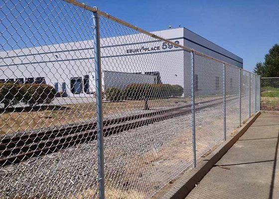 8 Ft Ζυγισμένο PVC Επιστρωμένο Cyclone Wire Mesh Chain Link Fence Roll Για τις Φιλιππίνες