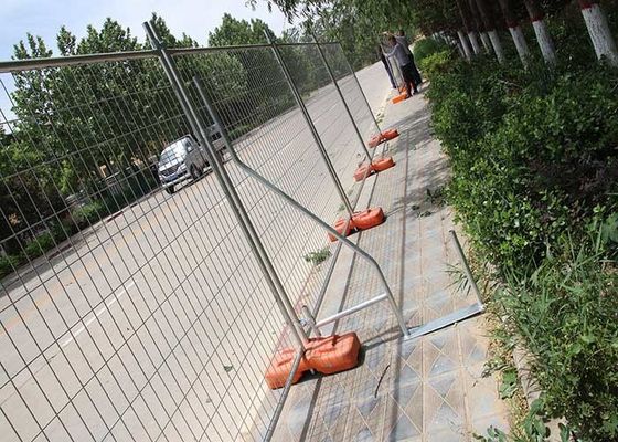 2.1*2.4m Κινητή κατασκευή Ζεστό βαλβανισμένο χώρο Αυστραλία Προσωρινά φράχτες