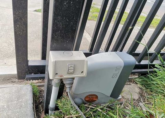 Εύκολη συναρμολόγηση ατσάλινου σωλήνα Q195 ή Q235 υλικό φράχτη για την προστασία του σπιτιού κήπος αγροκτήματος