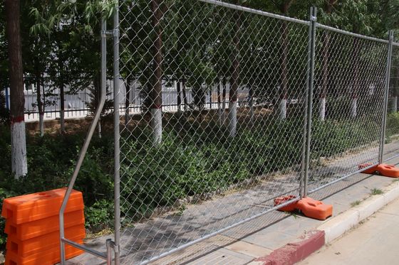Αμερικανική αγορά πρότυπο 6 X 12 Ft Ζυγισμένα προσωρινά πίνακες φράχτη αλυσίδας σύνδεσης για το εργοτάξιο