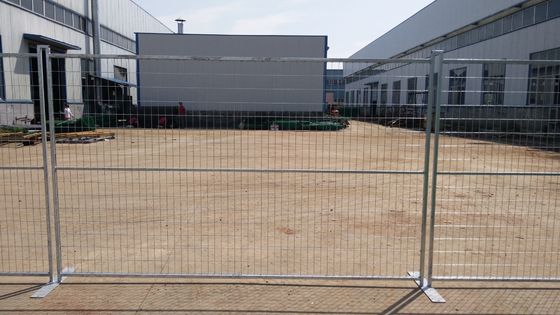 Αμερικανική αγορά πρότυπο 6 X 12 Ft Ζυγισμένα προσωρινά πίνακες φράχτη αλυσίδας σύνδεσης για το εργοτάξιο