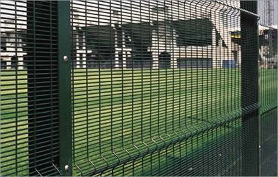 Ζυγισμένο συγκολλημένο 358 πλέγμα φράχτης που καλύπτεται με σκόνη εξωτερικά